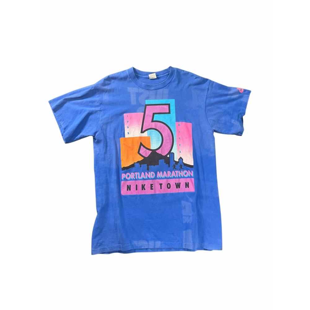 Nike town single stitch graphic tee